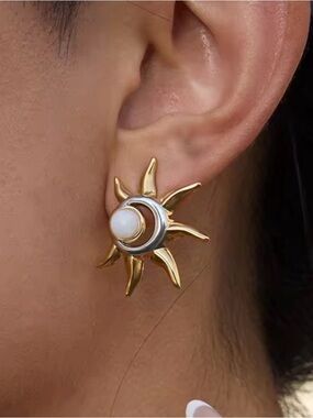 Gold & Silver Blocking Sunburst Design Moonstone  Gem Stud  Statement Earrings
